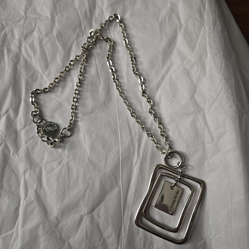 Chic Silver Geometric Necklace